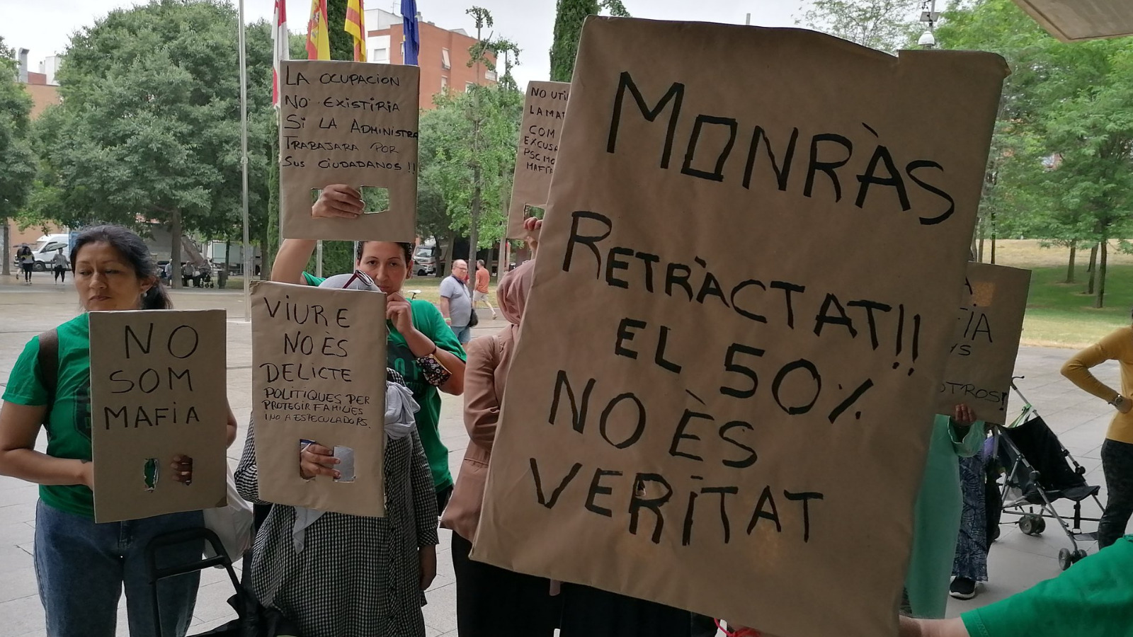 You are currently viewing El movimiento por la vivienda del Arco Metropolitano, denunciamos la criminalización de la pobreza por parte de los ayuntamientos